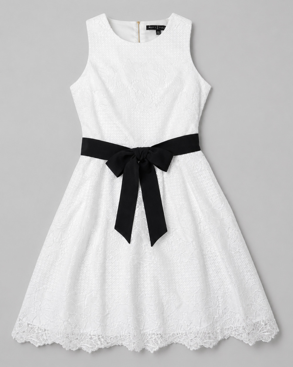 NEW WHITE HOUSE BLACK MARKET WHITE LACE BLACK BELT FIT & FLARE DRESS SIZE 2